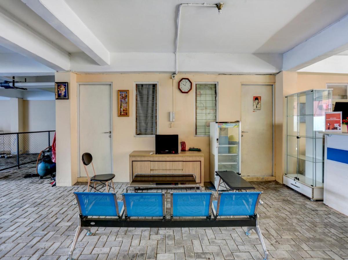 Hotel Oyo 4008 E Paviliun Karawaci 2*